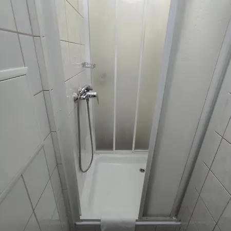 Hajdu * Budapest